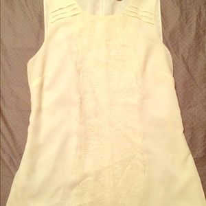 Banana Republic ivory lace inset shell size 0