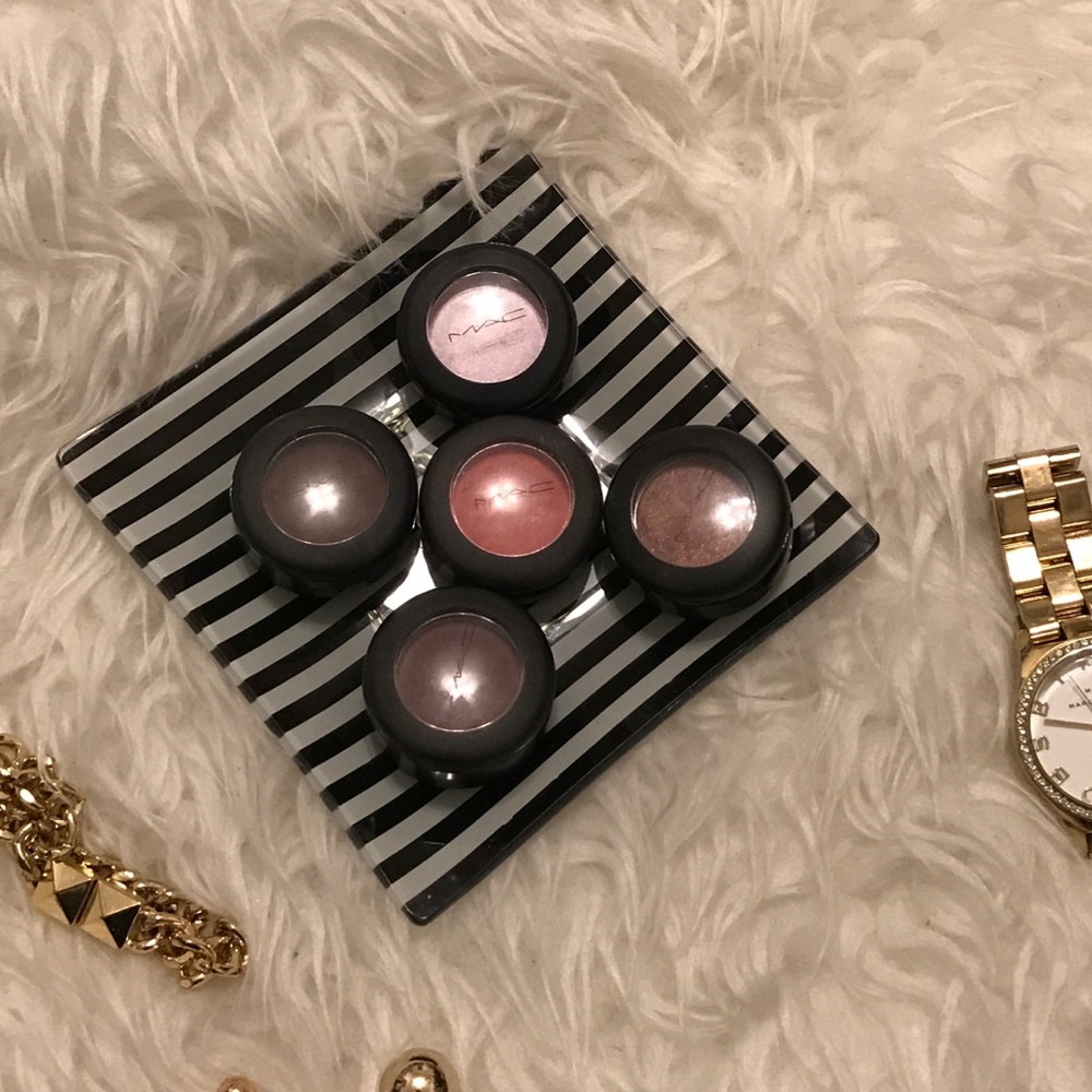 MAC Eyeshadow Bundle (plum shades)