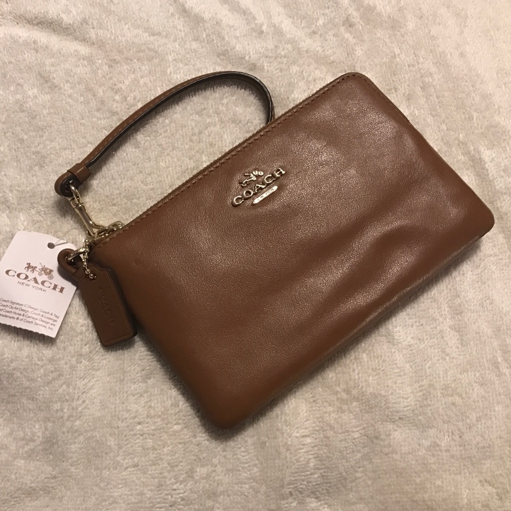 Coach Clutches Wristlet Bag