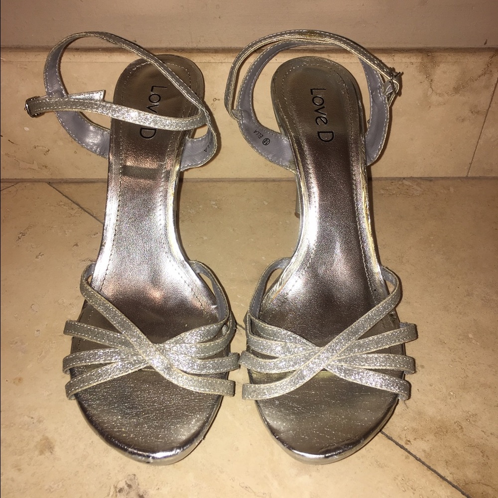 Sparkly Silver Heels (1 1/2")