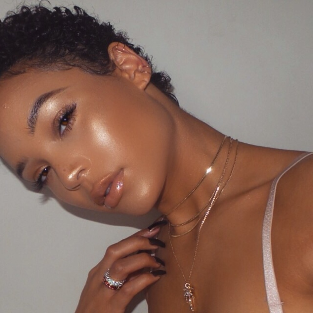 Meet your Posher, Alissa