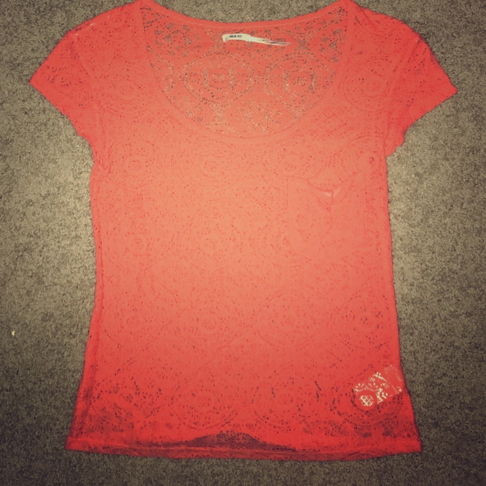 Coral lace tee