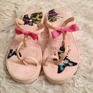 Juicy Couture Pink Platform Flower Child Sandals