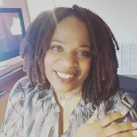 Meet your Posher, Jeanetta - Picture 1 of 1