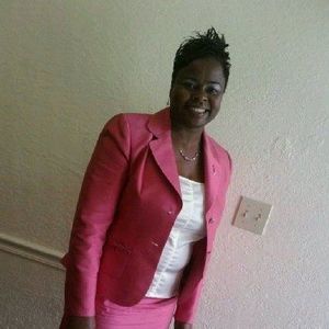 Meet your Posher, Lora