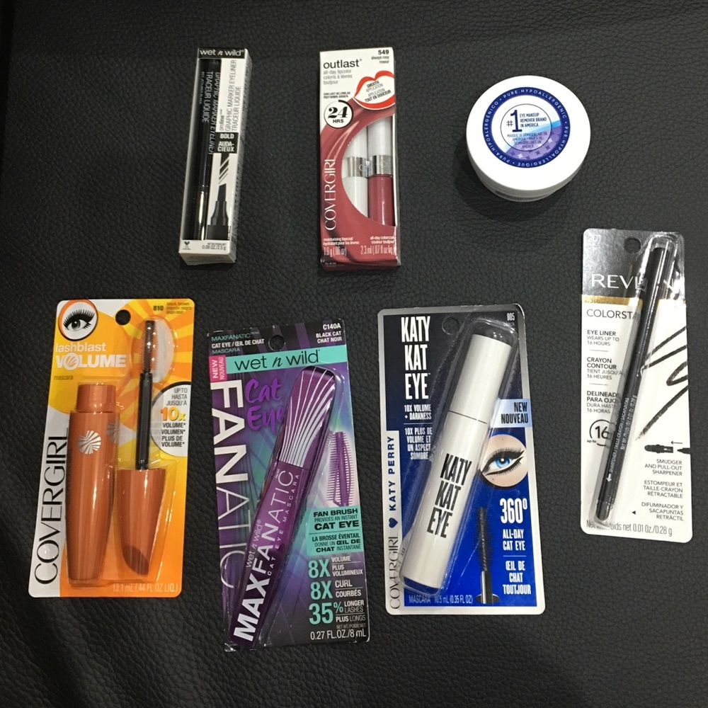 Makeup Bundle Set brand new with tag