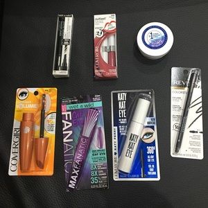 Makeup Bundle Set brand new with tag