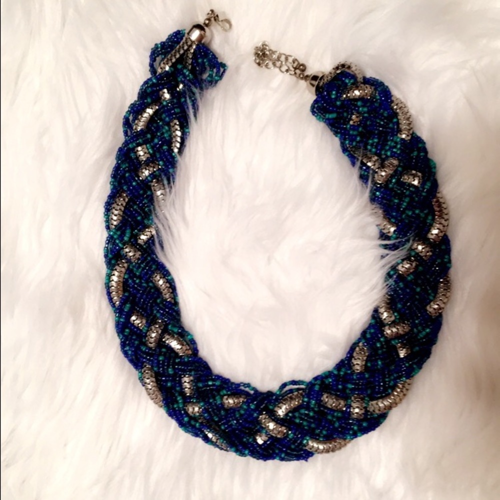 Blue chunky cocktail necklace