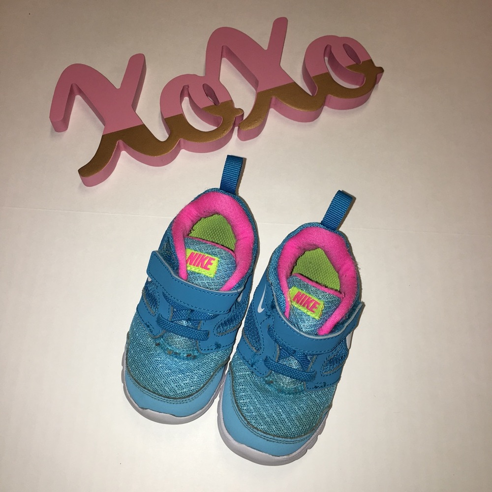 Girls cotton candy blue Velcro Nikes.