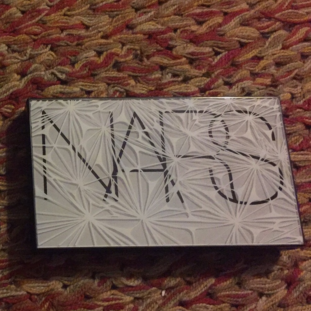 NARS Virtual Domination palette