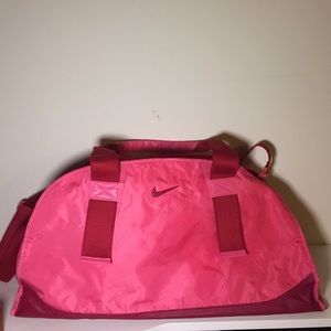 💖PRICE DROP💖 pink Nike duffle bag