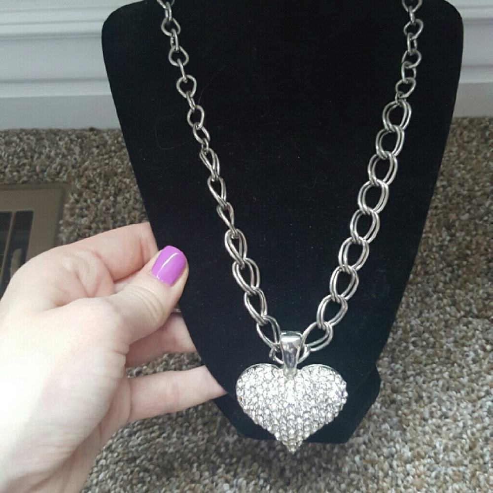 Rhinestone heart necklace