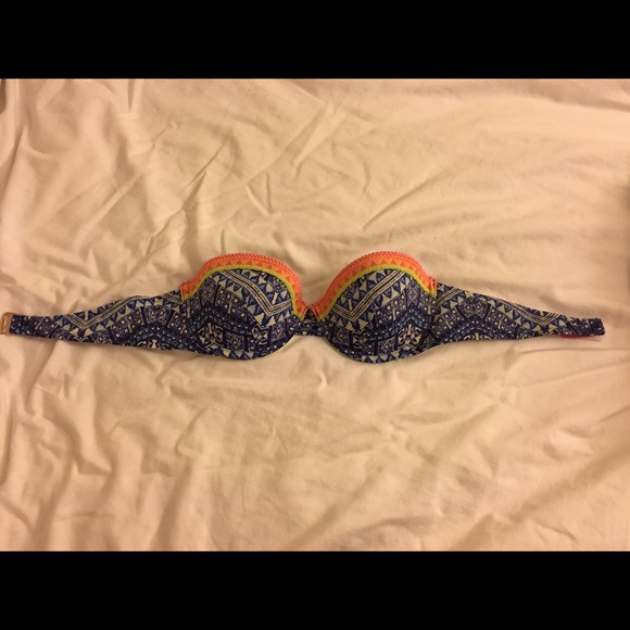Bathing suit top - Picture 1 of 1
