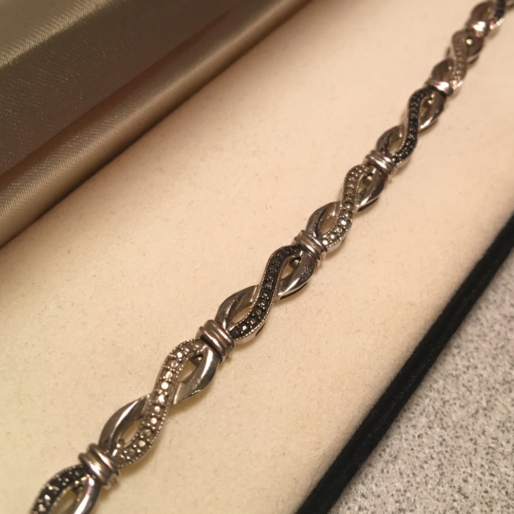 Infinity bracelet