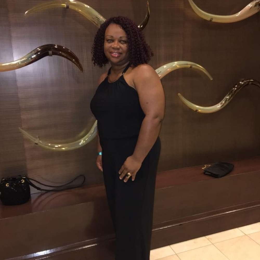 Meet your Posher, Simón