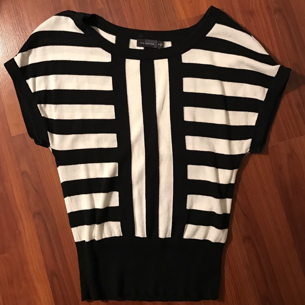 Limited black and white sweater