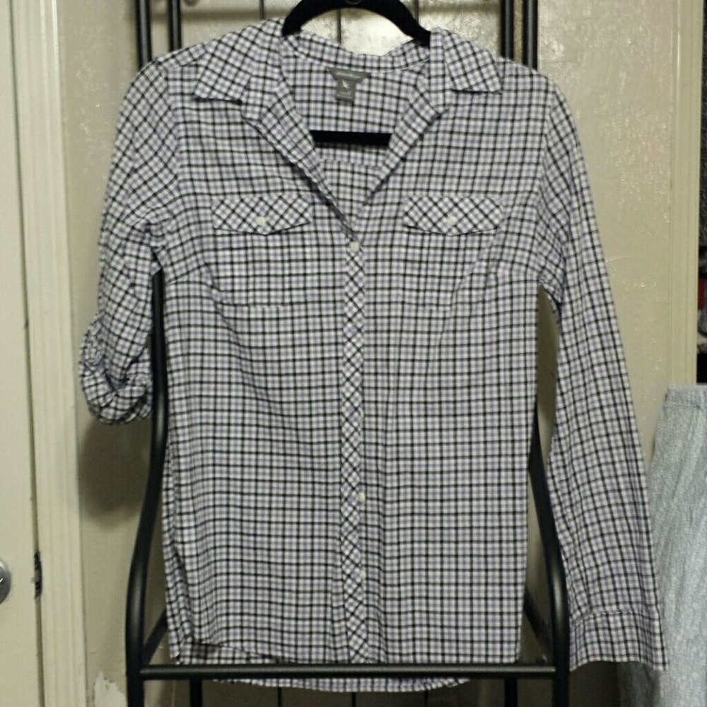 Eddie Bauer button up shirt size S