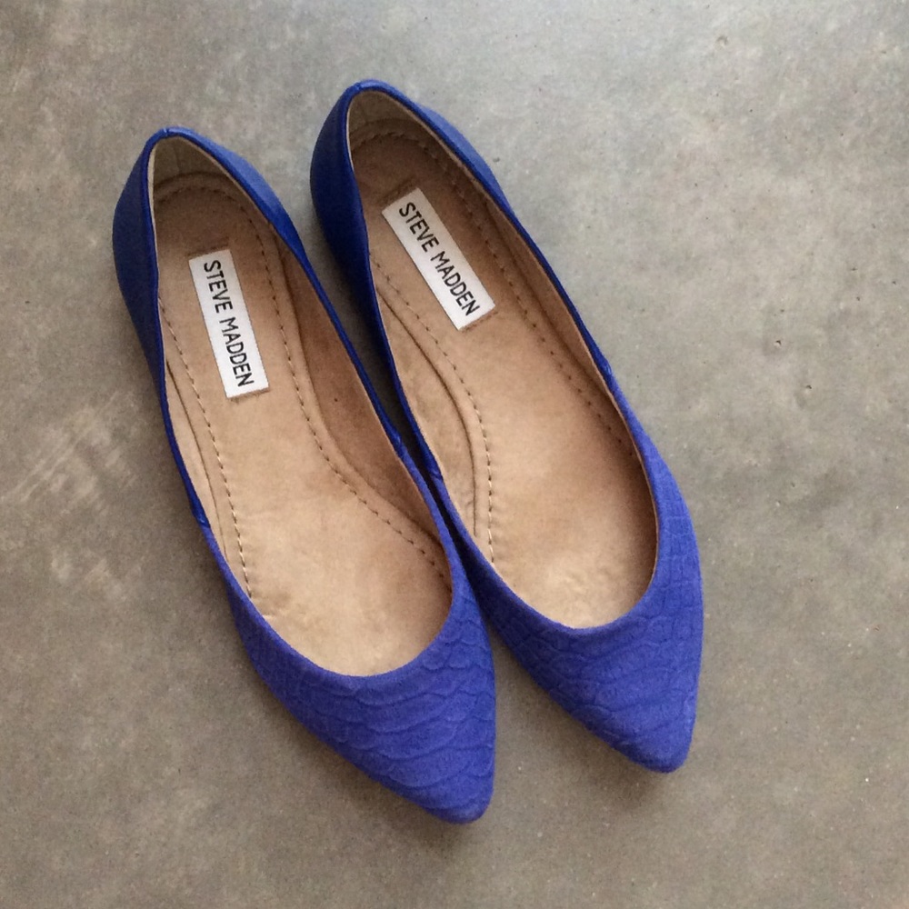 Steve Madden Blue Janna Flats