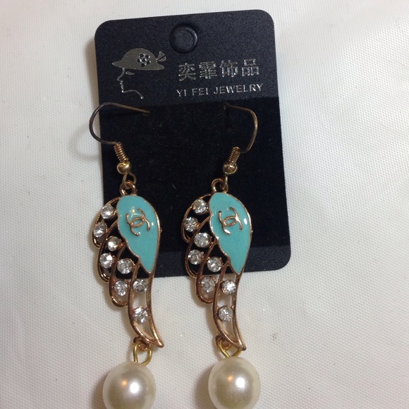 Statement earrings - Picture 2 of 4