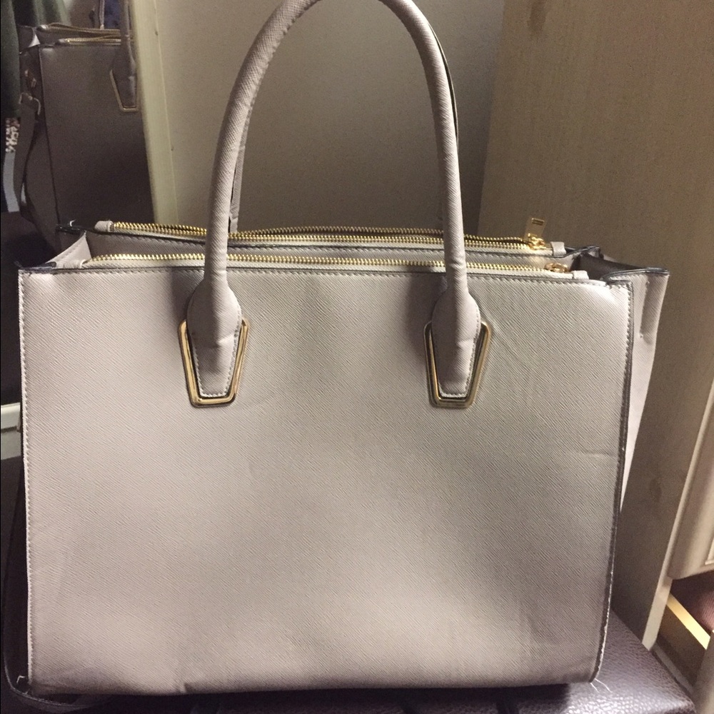 Tote purse