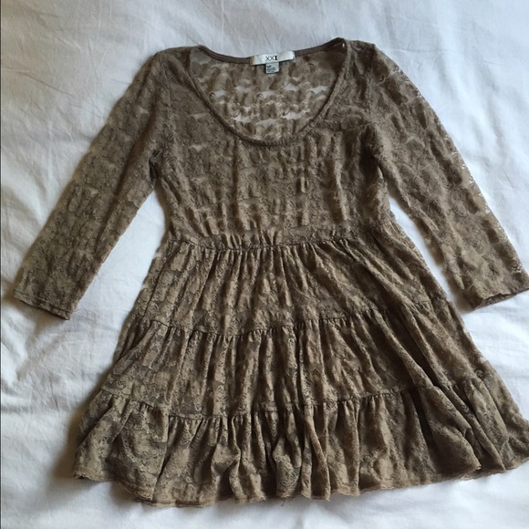 Stretch Lace Tunic - Picture 1 of 2