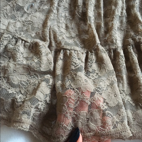 Stretch Lace Tunic - Picture 2 of 2