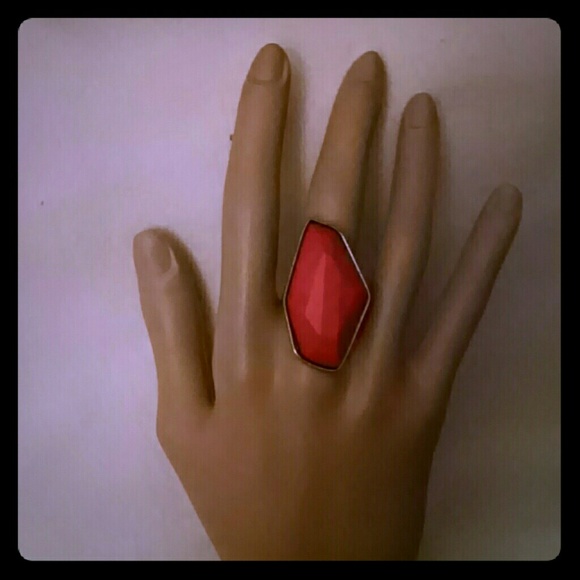 Ring - Picture 1 of 1