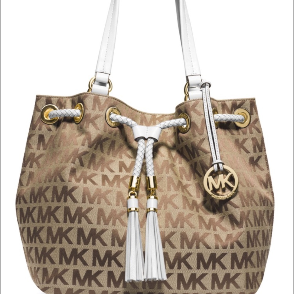 Michael Khors tote.