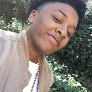 Meet your Posher, Jay