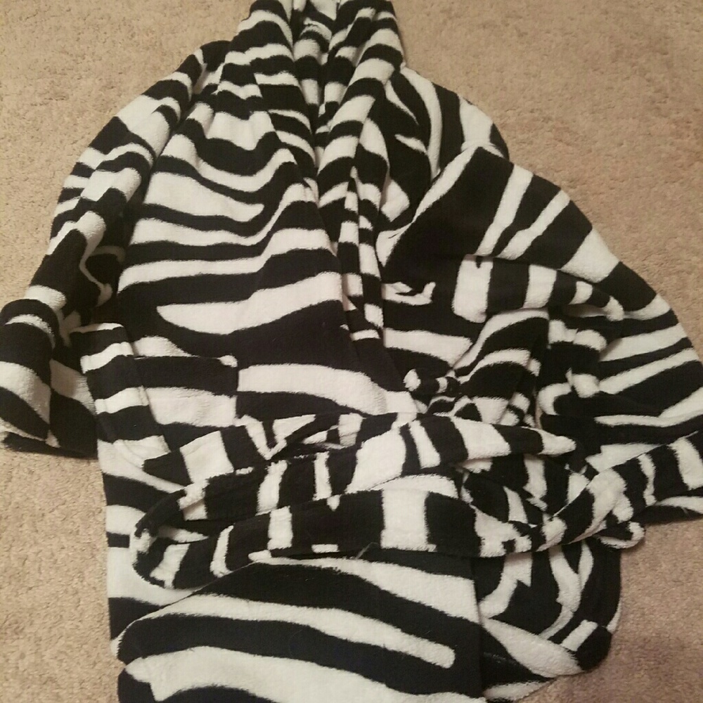 Zebra Robe