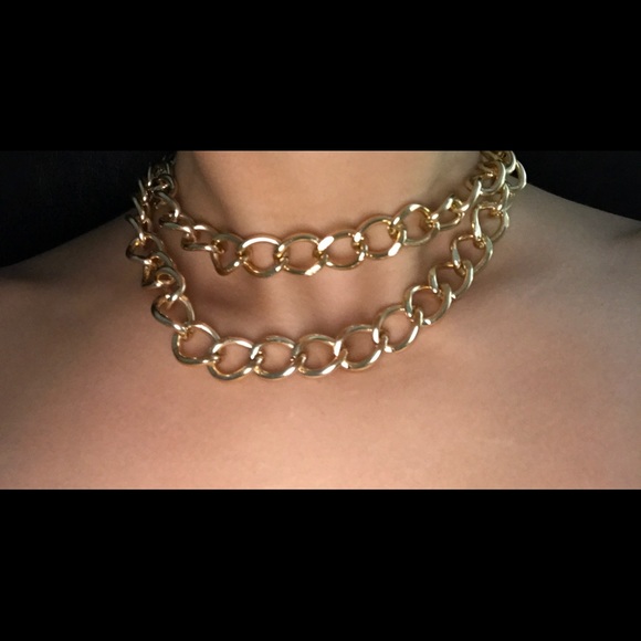 Gold chain choker - Picture 2 of 4