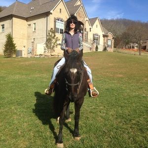 Meet your Posher, Wendy