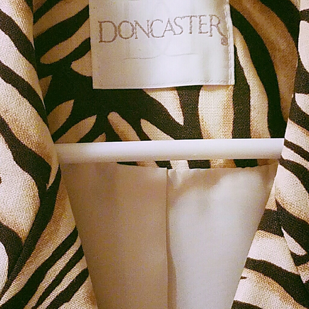 Estate piece! Doncaster Jacket - Picture 1 of 4