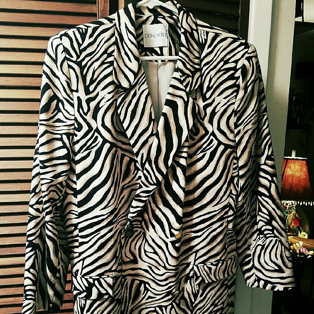 Estate piece! Doncaster Jacket - Picture 2 of 4