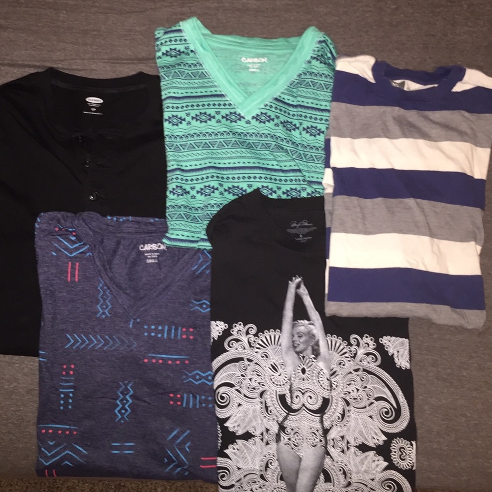 5 t-shirts
