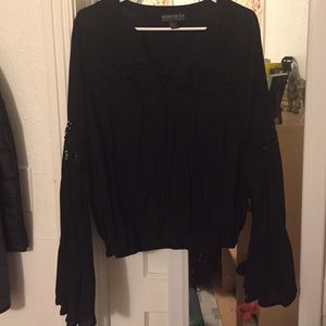 Long sleeve lace shirt