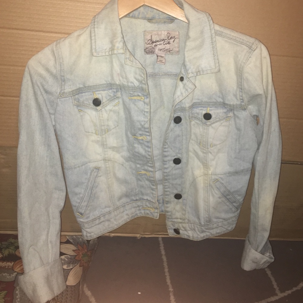 Jean jacket - Picture 2 of 3