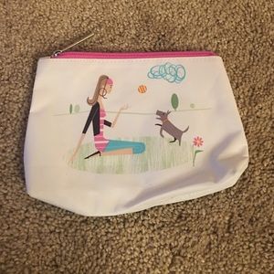 ☘️Brand new never used Clinique makeup bag🍀