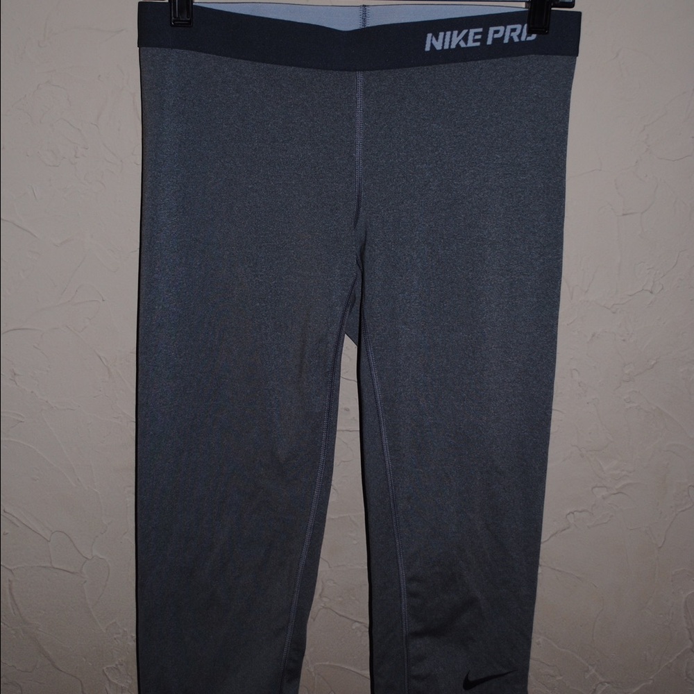 3/4 Length Nike Dri-Fit Compression Leggings