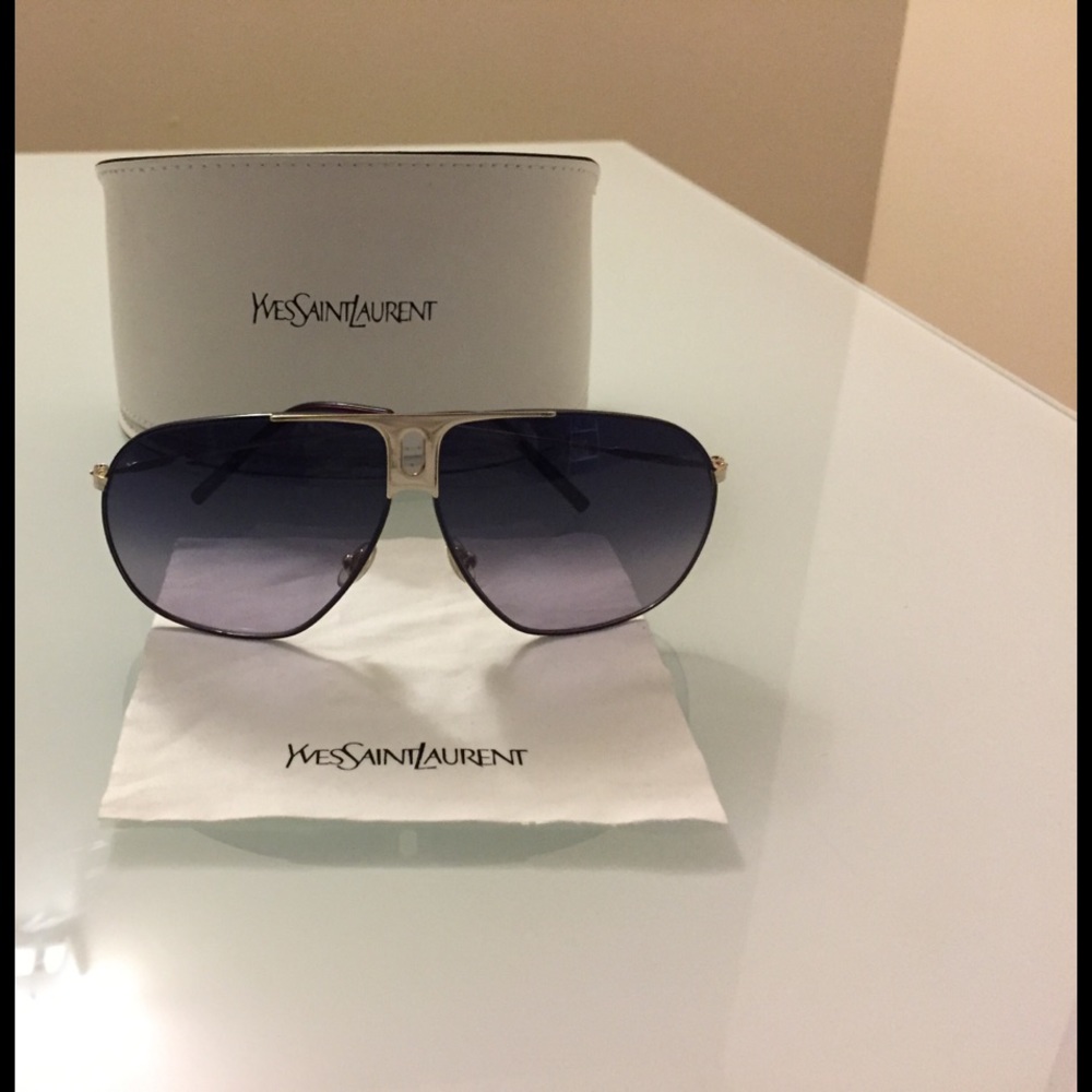 Yves Saint Laurent aviators sunglasses