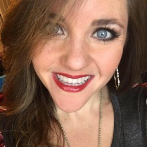 Meet your Posher, April