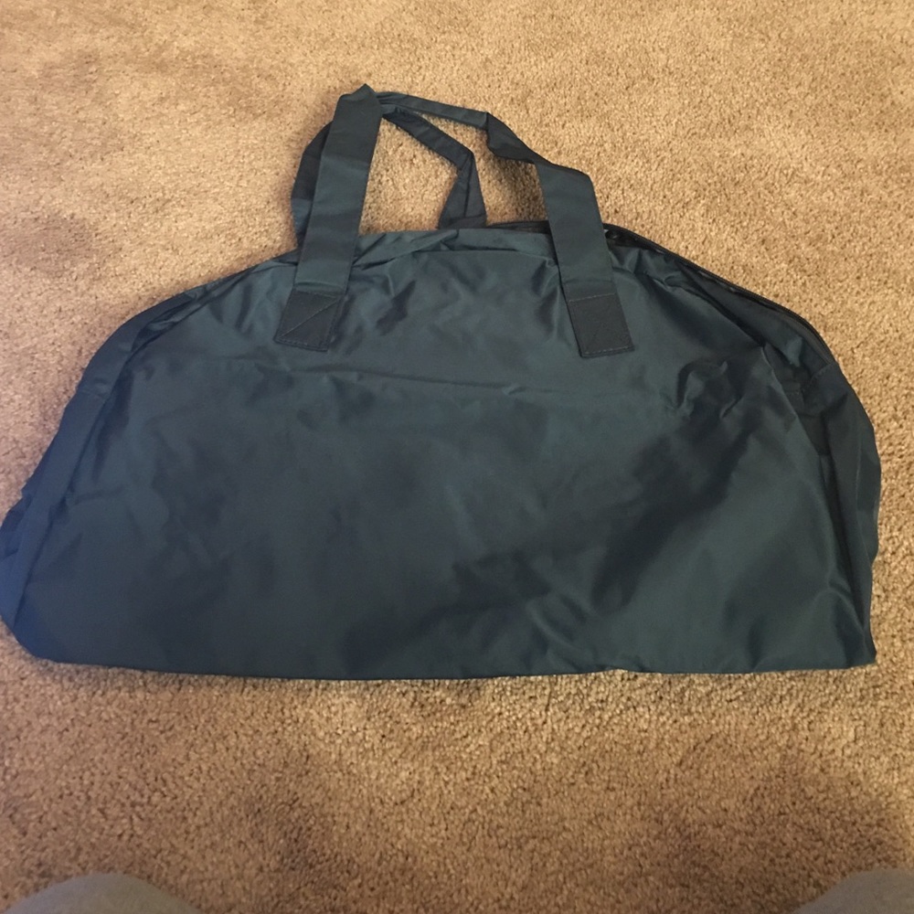 Brand new never used Bloomingdales travel bag!