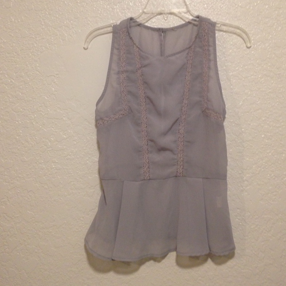 ❌SOLD❌Woman's Periwinkle Tank