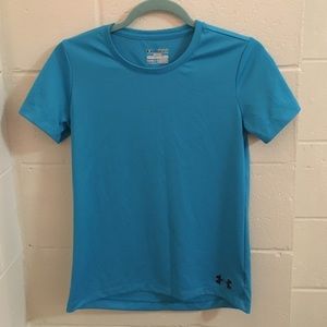 UNDER ARMOUR SMALL WORK OUT TSHIRT