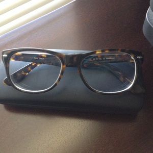 Dark Brown Eye Glass Frame.