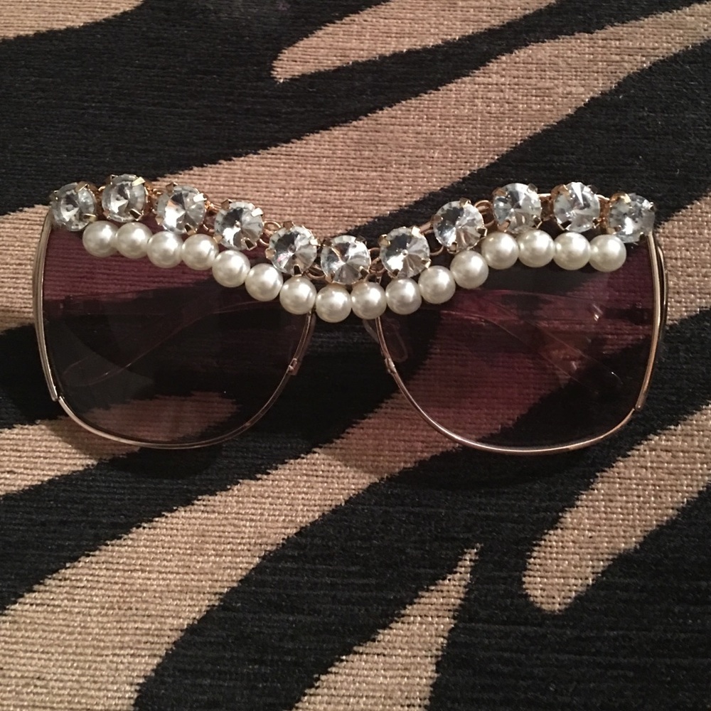 Pearl and diamond sunglasses