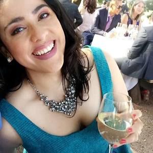 Meet your Posher, Ana