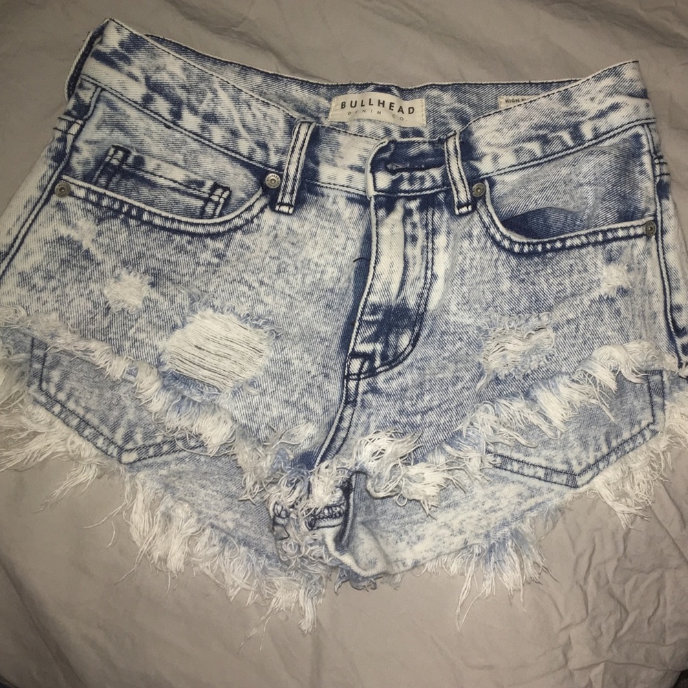 Pacsun Bullhead high waisted shorts