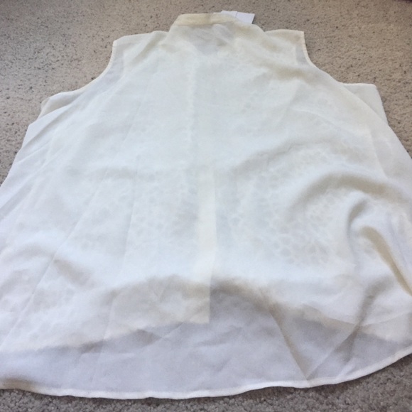 Calvin Klein button down embroidered cream top - Picture 2 of 4