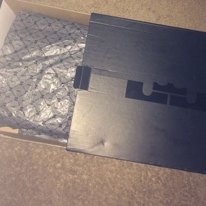 Lebron 10 Ginobli player exclusives